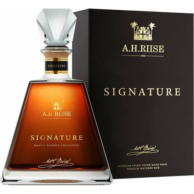 A.H. Riise Signature 43.9% 70 cl