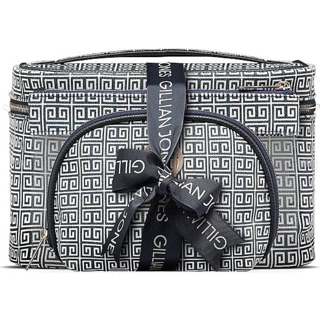 Gillian Jones toiletbox