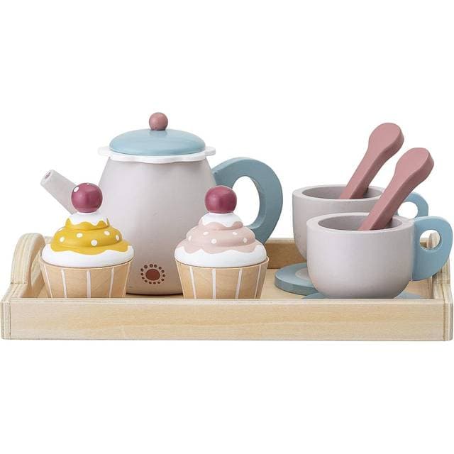 Bloomingville Tea Set & Cupcakes
