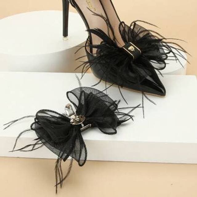 Shein 2pcs Feather Mesh Bowknot Shoe Clips