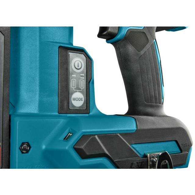 Makita DST630Z Akku-Tacker 18V