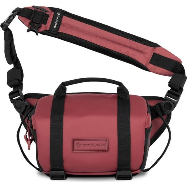Wandrd Rogue Sling 4L V2 Rhone Burgundy