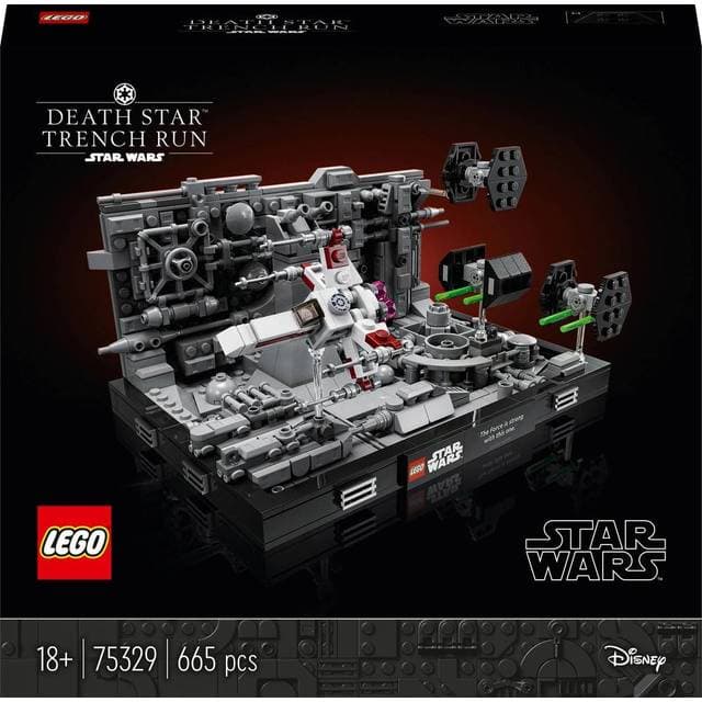 LEGO Disney Star Wars Death Star Trench Run Diorama 75329