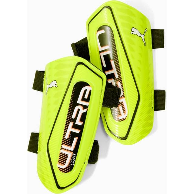 Puma Ultra Light Football Strap Shinguards Medium